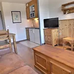 Apartment Confortable 2 Pieces, Skis Aux Pieds, Proche Commerces - Fr-1-182a-15